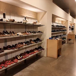 Bezoeker foto van Kringloopwinkel Opnieuw & Co Mortsel in Mortsel