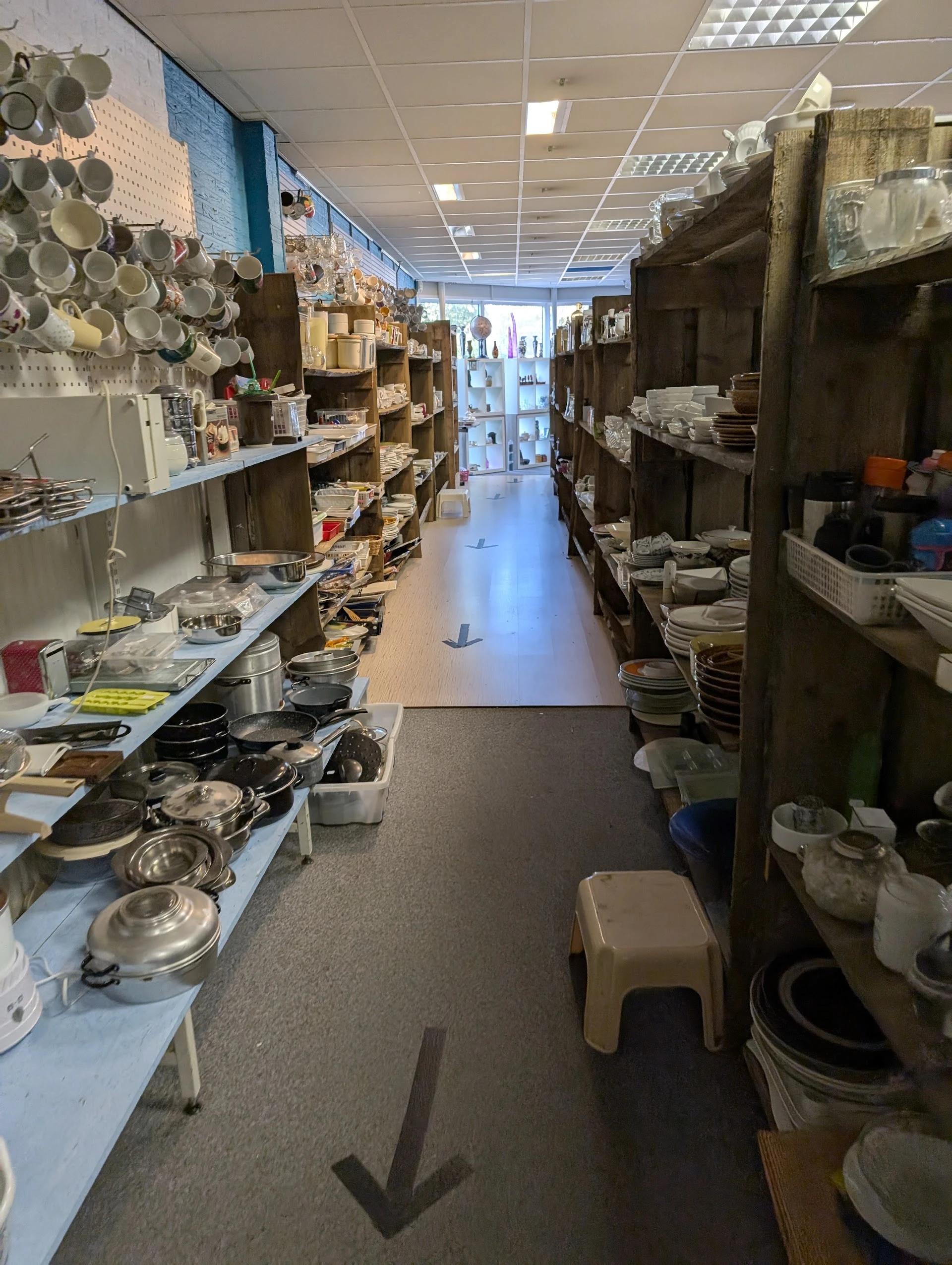 Kringloopwinkel Oud en Nieuw in Sevenum met tweedehands boeken, games en gereedschappen