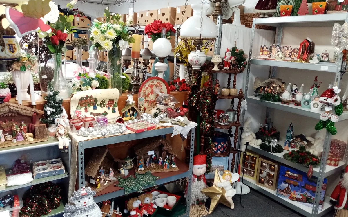 Kringloopwinkel Kringloopwinkel Oudenbosch in Oudenbosch