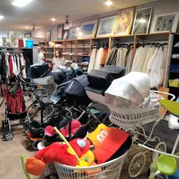 Bezoeker foto van Kringloopwinkel Overnodig in Putten