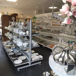 Bezoeker foto van Kringloopwinkel Overnodig in Putten