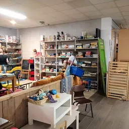 Bezoeker foto van Kringloopwinkel Overnodig in Putten