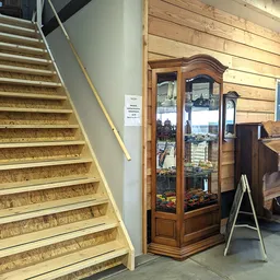 Kringloopwinkel Kringloopwinkel OverThollig in Tholen