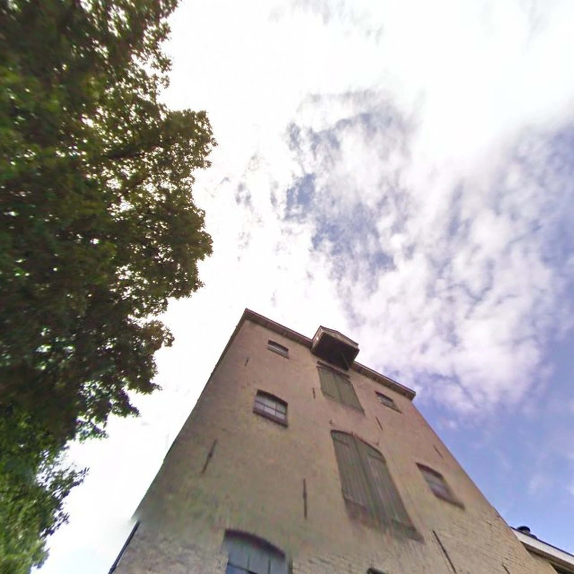 Kringloopwinkel Kringloopwinkel Parels & Prul in Dongen