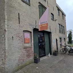 Bezoeker foto van Kringloopwinkel Parels & Prul in Dongen