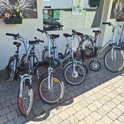 Bezoeker foto van Kringloopwinkel Putte in Putte