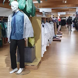 Bezoeker foto van Kringloopwinkel RataPlan Almere-Stad in Almere