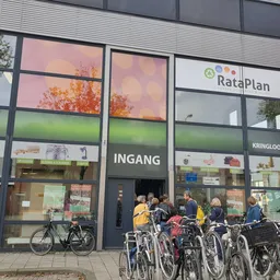 Kringloopwinkel Kringloopwinkel RataPlan Amsterdam Generatorstraat in Amsterdam