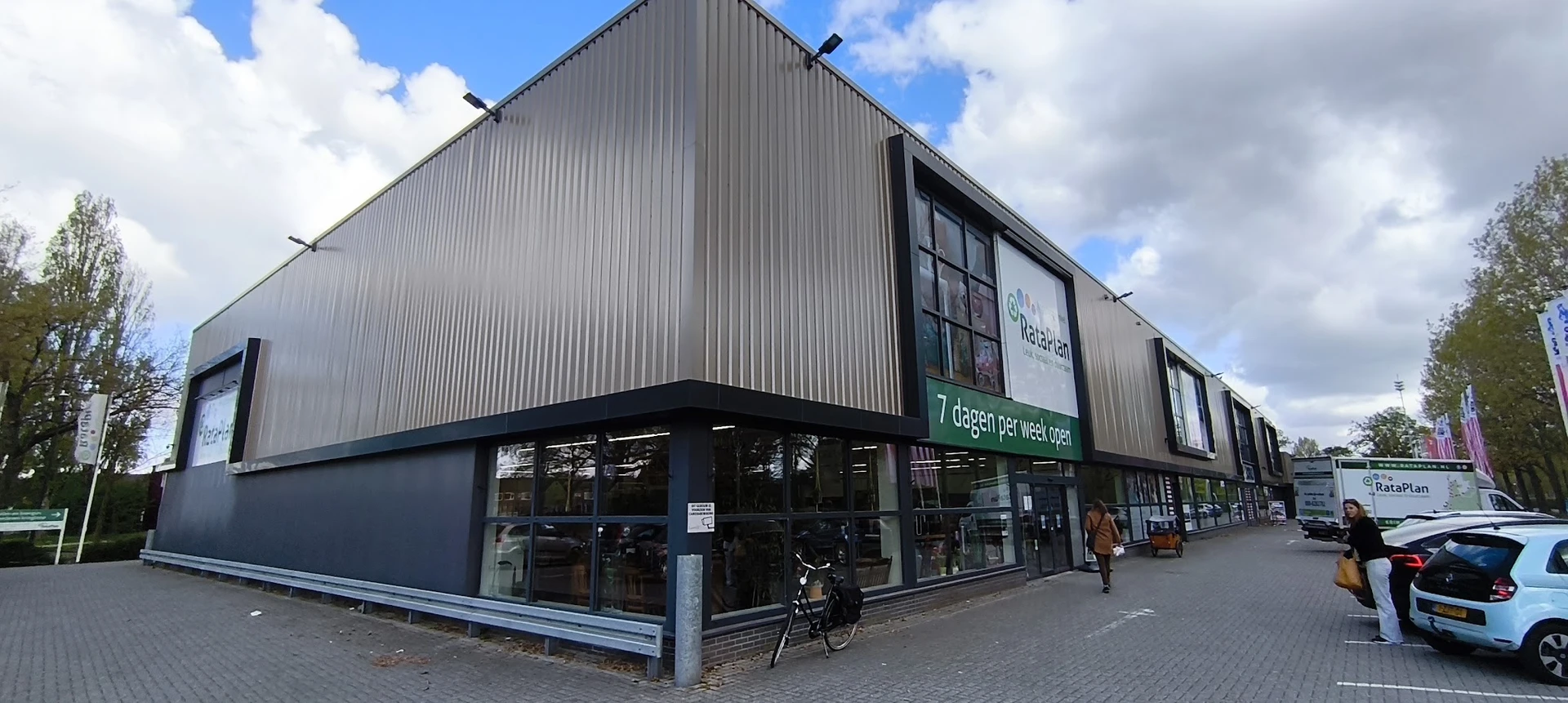 Bezoeker foto van Kringloopwinkel RataPlan Apeldoorn in Apeldoorn
