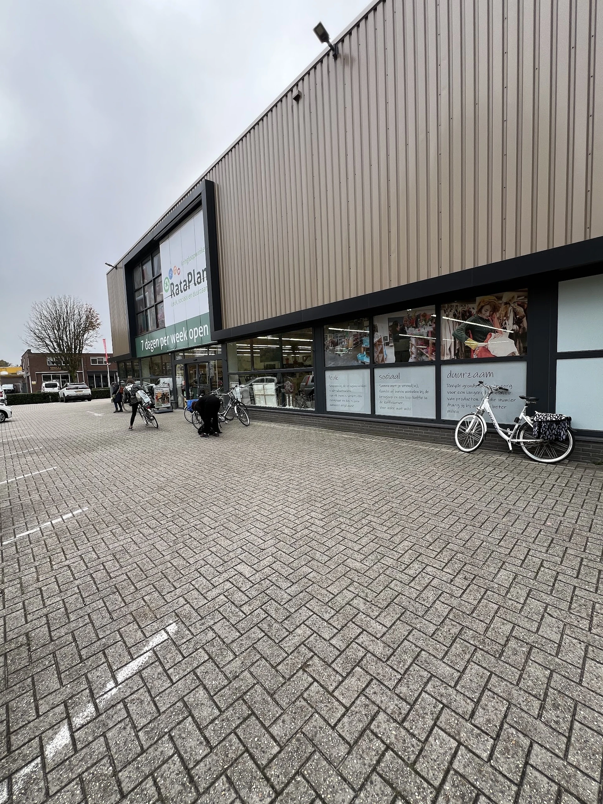 Bezoeker foto van Kringloopwinkel RataPlan Apeldoorn in Apeldoorn