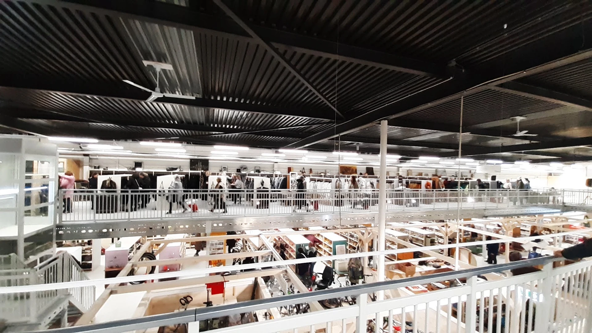 Bezoeker foto van Kringloopwinkel RataPlan Arnhem in Arnhem