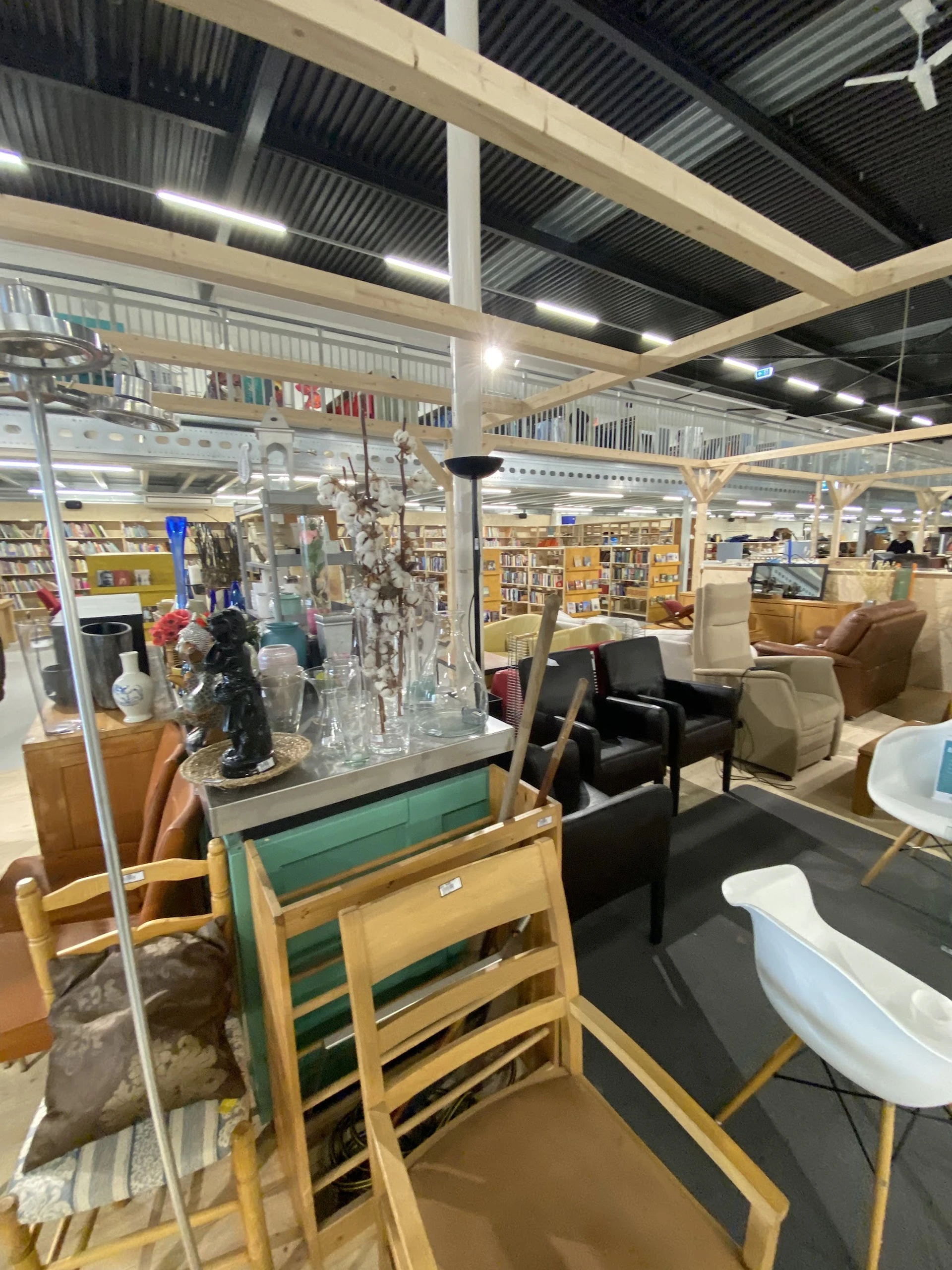 Bezoeker foto van Kringloopwinkel RataPlan Arnhem in Arnhem