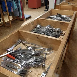 Bezoeker foto van Kringloopwinkel RataPlan Den Helder in Den Helder