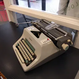 Bezoeker foto van Kringloopwinkel RataPlan Den Helder in Den Helder