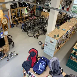 Bezoeker foto van Kringloopwinkel RataPlan Diemen in Diemen