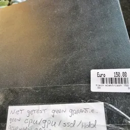 Prijssticker op donker oppervlak met 'Euro 150,00' en handgeschreven notitie