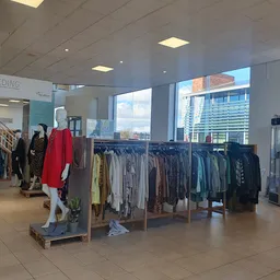 Bezoeker foto van Kringloopwinkel RataPlan Heemskerk in Heemskerk