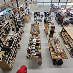 Bezoeker foto van Kringloopwinkel RataPlan Hillegom in Hillegom