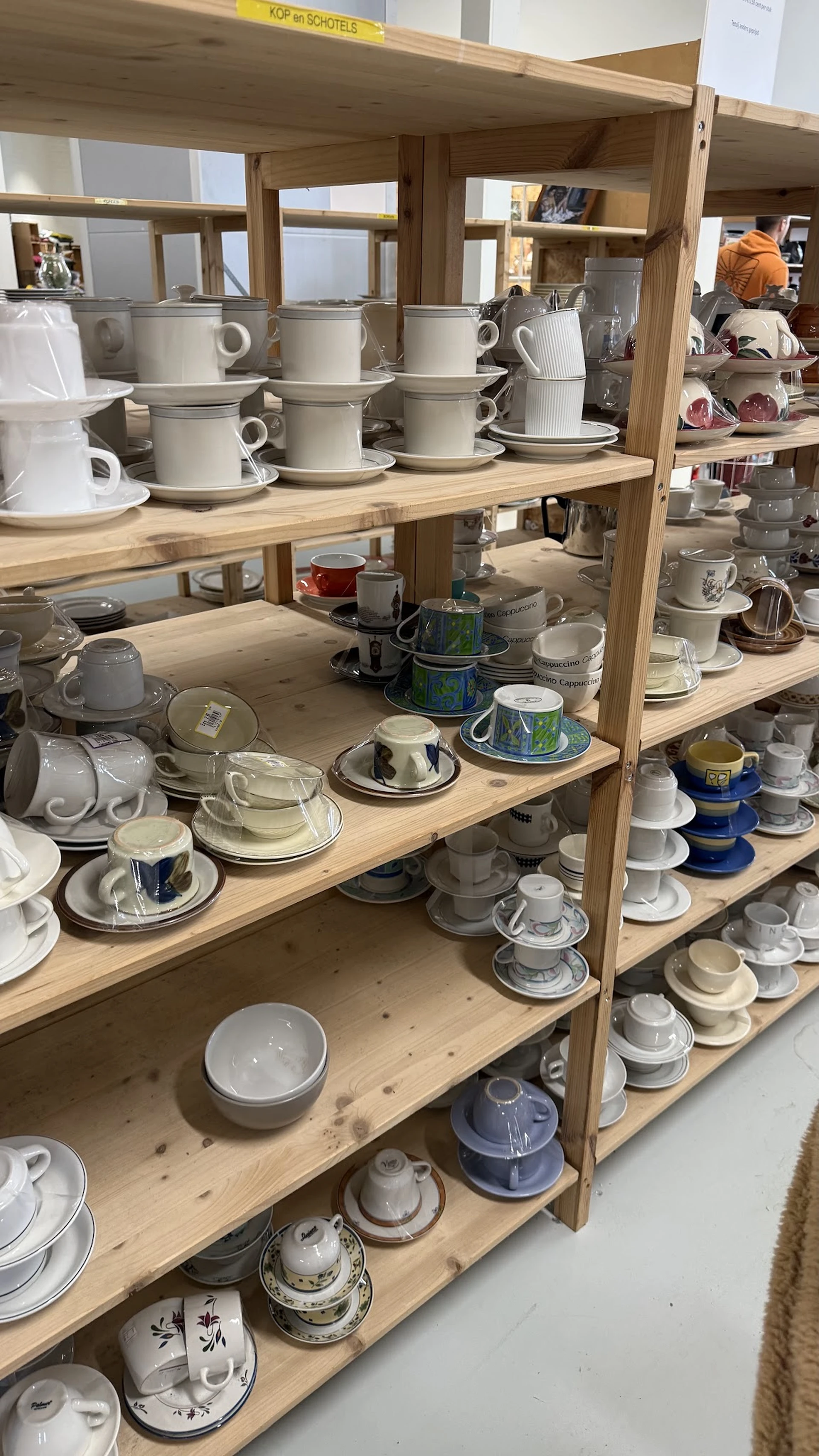 Bezoeker foto van Kringloopwinkel RataPlan Hoofddorp in Hoofddorp