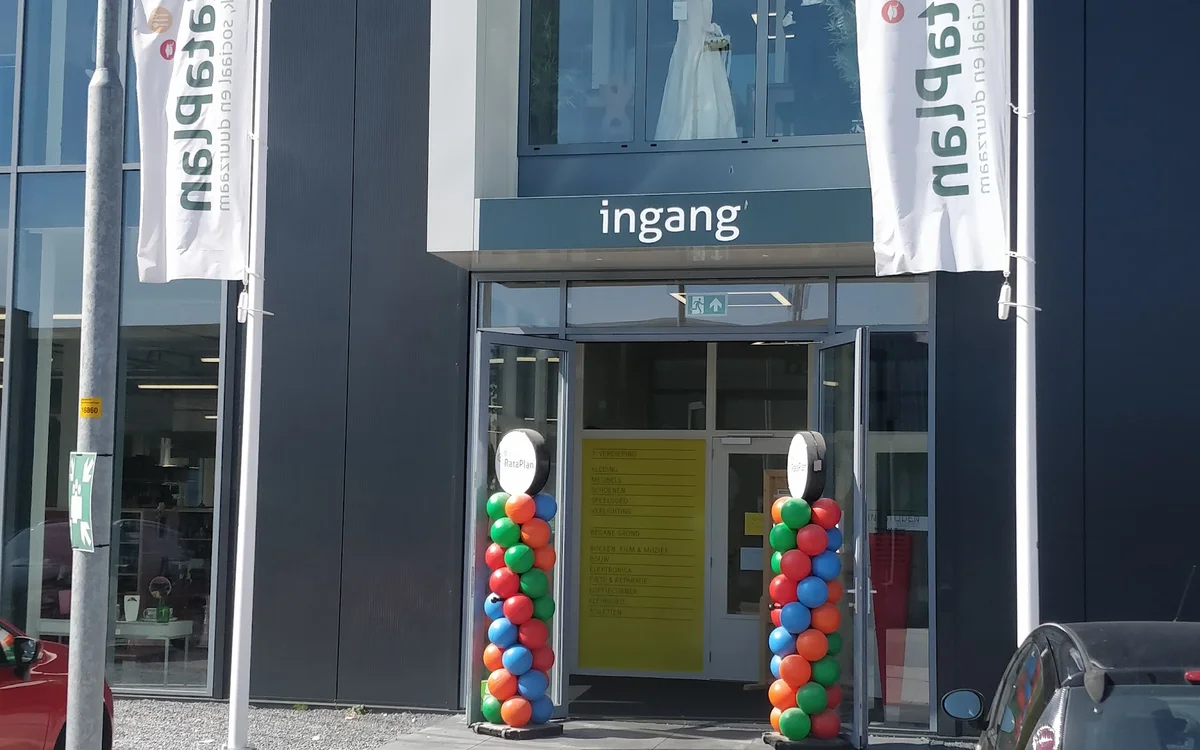 Kringloopwinkel Kringloopwinkel RataPlan Hoofddorp in Hoofddorp