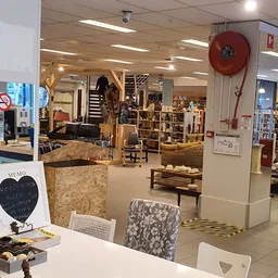 Bezoeker foto van Kringloopwinkel RataPlan in Monster