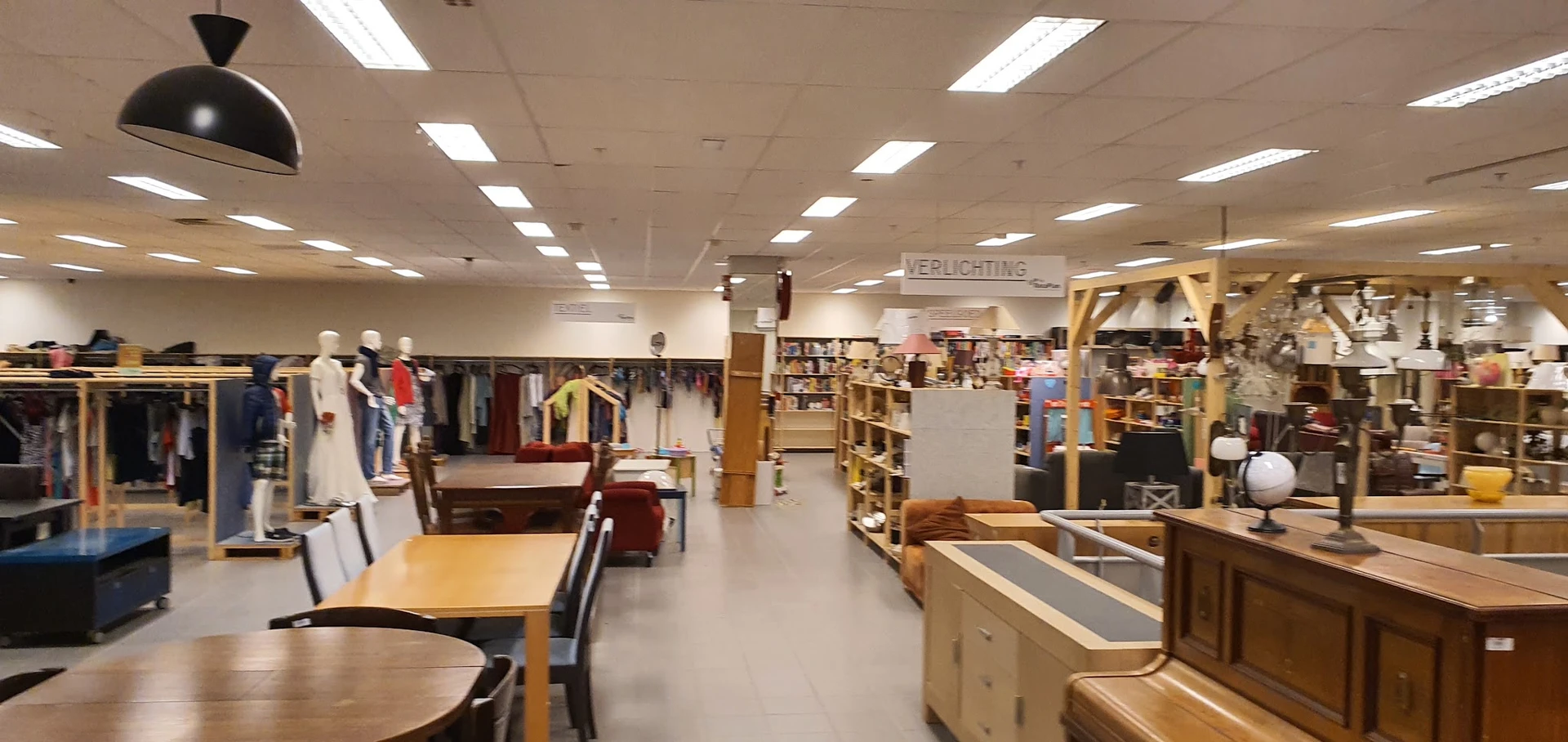 Bezoeker foto van Kringloopwinkel RataPlan in Monster