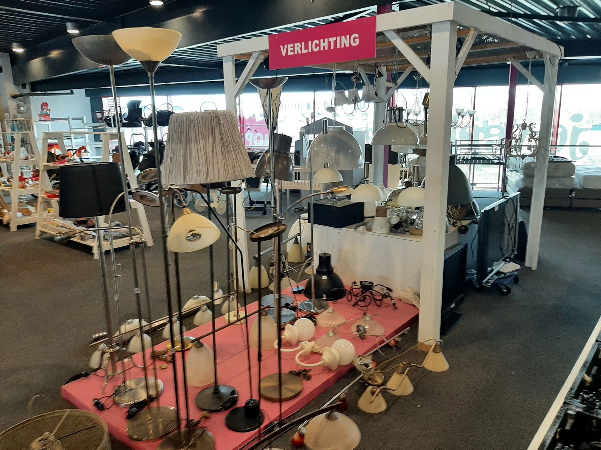 Bezoeker foto van Kringloopwinkel Rataplan Opmeer in Opmeer