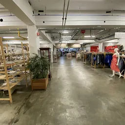 Bezoeker foto van Kringloopwinkel RataPlan Rotterdam in Rotterdam