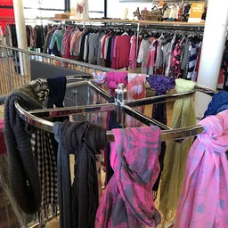 Bezoeker foto van Kringloopwinkel RataPlan Slingelandtstraat in Amsterdam