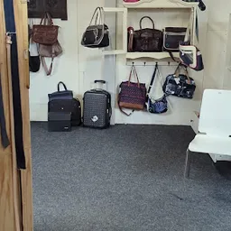 Bezoeker foto van Kringloopwinkel RataPlan Tuitjenhorn in Tuitjenhorn