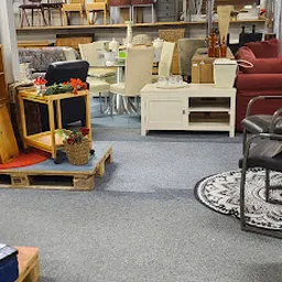 Bezoeker foto van Kringloopwinkel RataPlan Tuitjenhorn in Tuitjenhorn