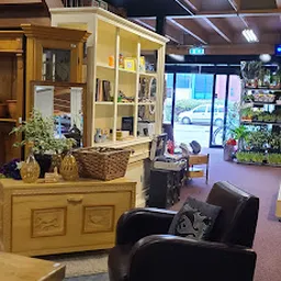 Bezoeker foto van Kringloopwinkel RataPlan Tuitjenhorn in Tuitjenhorn