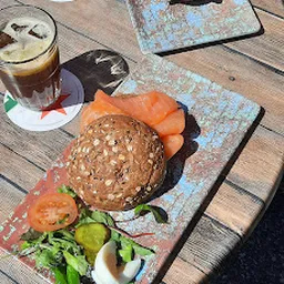 Bezoeker foto van Kringloopwinkel RataPlan Volendam in Volendam