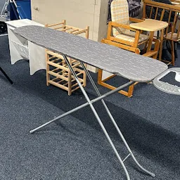 Bezoeker foto van Kringloopwinkel RataPlan Wormer in Wormer