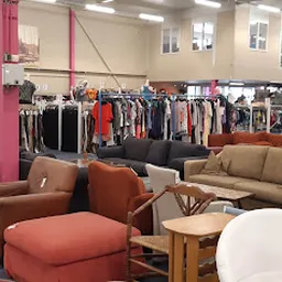 Bezoeker foto van Kringloopwinkel RataPlan Wormer in Wormer