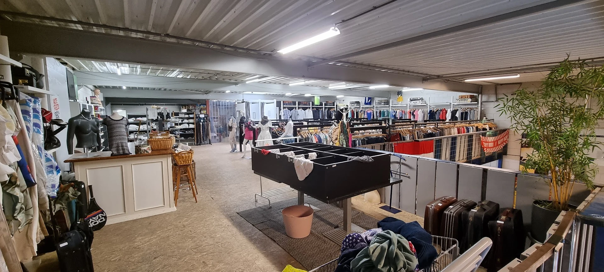 Kringloopwinkel Kringloopwinkel Re-Use in Oisterwijk