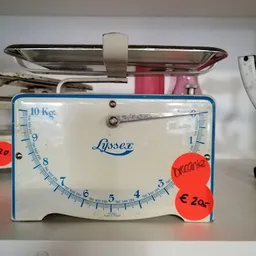 Bezoeker foto van Kringloopwinkel Rien van Beek in Waalwijk