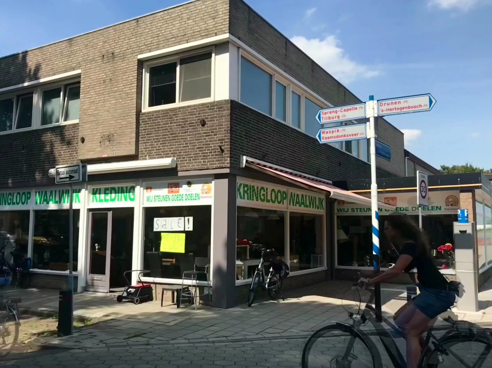 Kringloopwinkel Kringloopwinkel Rien van Beek in Waalwijk