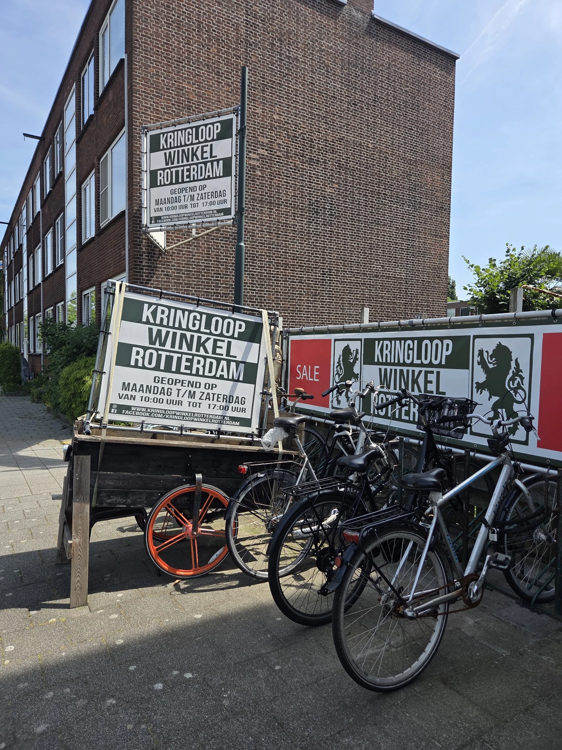 Bezoeker foto van Kringloopwinkel Rotterdam in Rotterdam