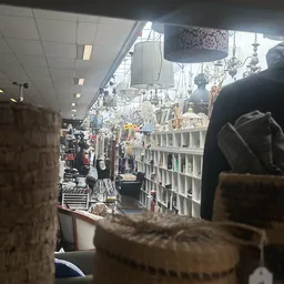 Bezoeker foto van Kringloopwinkel Rotterdam in Rotterdam