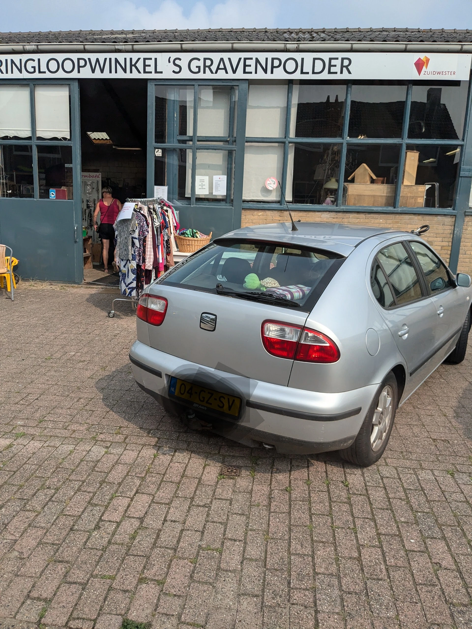 Kringloopwinkel Kringloopwinkel 'S-Gravenpolder in 's-Gravenpolder