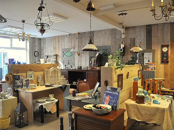 Kringloopwinkel Kringloopwinkel 't Zoldertje in Enkhuizen