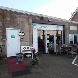 Kringloopwinkel Kringloopwinkel 't Zwaantje in Zwaanshoek