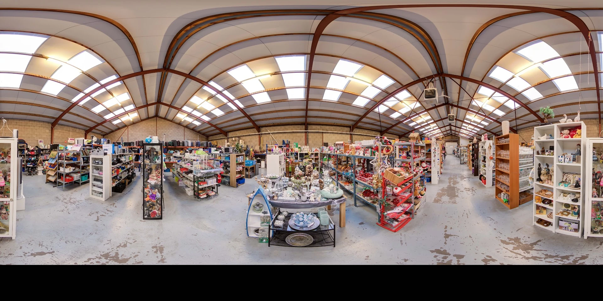 Kringloopwinkel Kringloopwinkel 't Zwaantje in Nieuw-Vennep