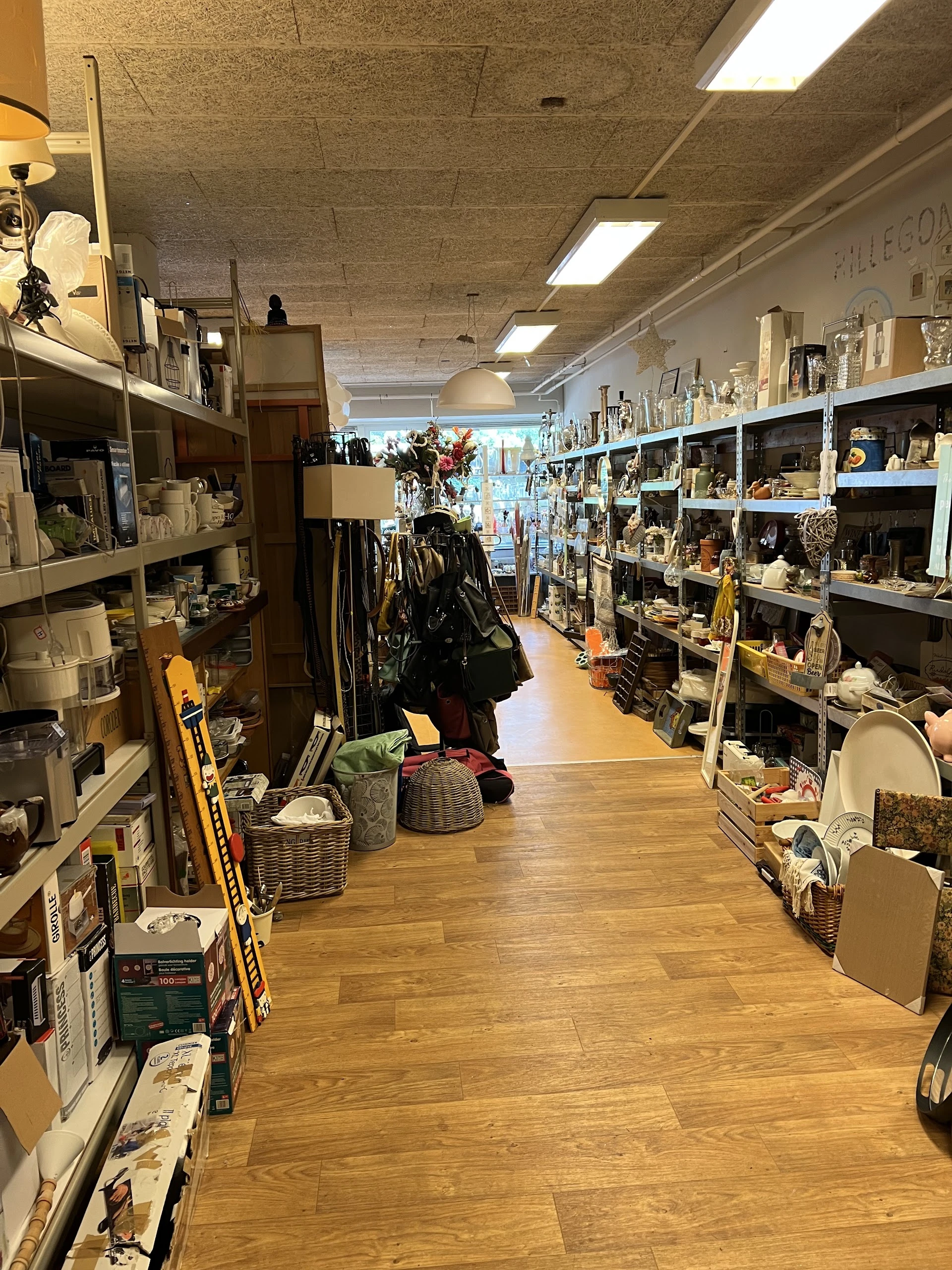 Kringloopwinkel Kringloopwinkel Van Alles Wat in Baarn