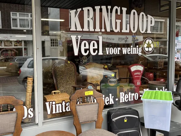 Kringloopwinkel Kringloopwinkel Veel voor Weinig in Alphen aan den Rijn