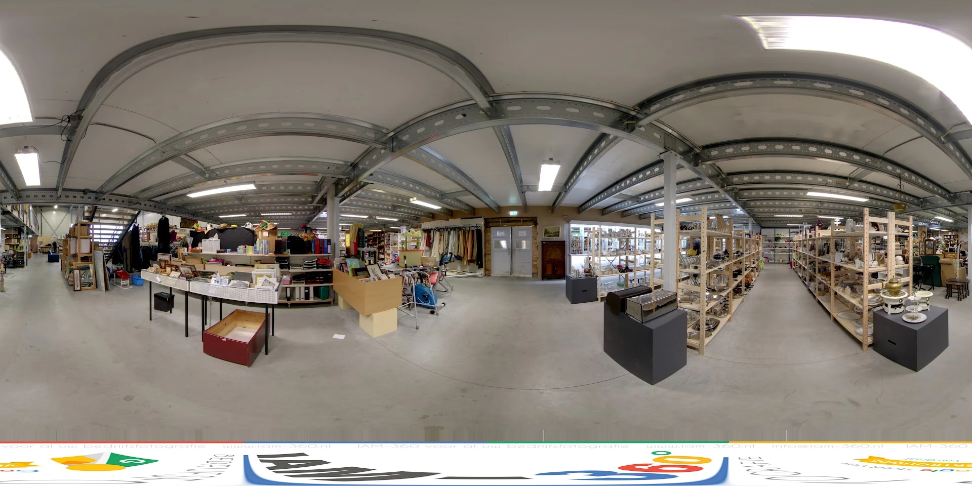 Kringloopwinkel Kringloopwinkel Vintage and More in Heumen