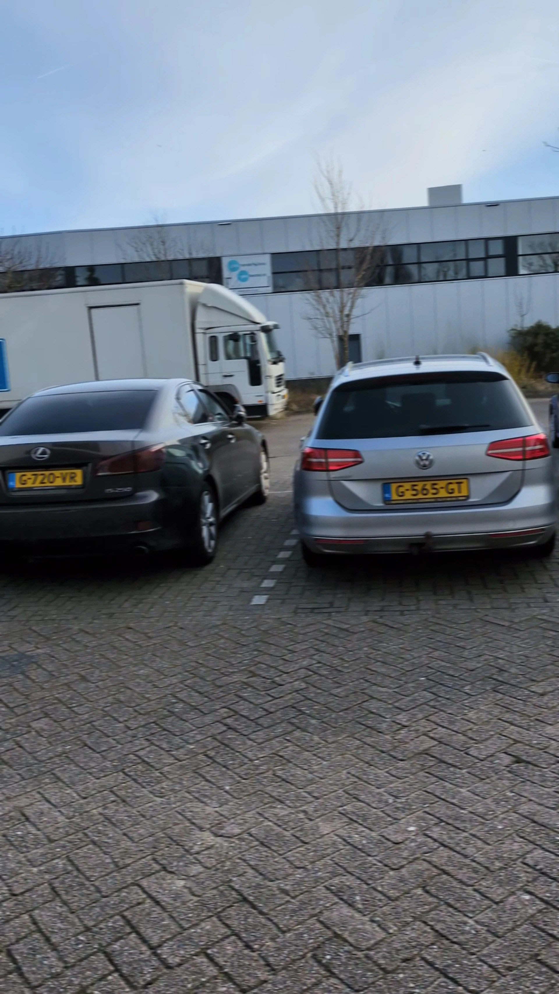 Kringloopwinkel Kringloopwinkel Vintage and More in Heumen