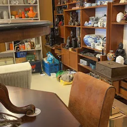 Bezoeker foto van Kringloopwinkel Waalwijk in Waalwijk