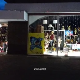 Kringloopwinkel kringloopwinkel walk13 in Heythuysen